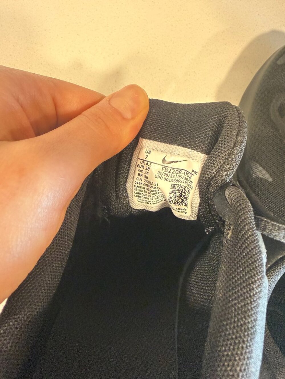 Nike Black Running Sneakers – Women’s Size 7 - Picture 6 of 6